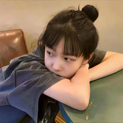 蕾哈娜内衣秀3